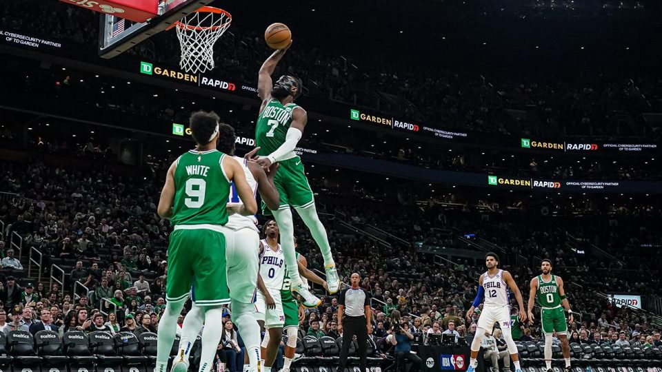 Boston Celtics, Philadelphia 76ers’ı farklı yenerek seriyi eşitledi