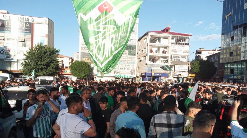 Iğdırspor 26 yıl sonra 2. Lig’e yükseldi