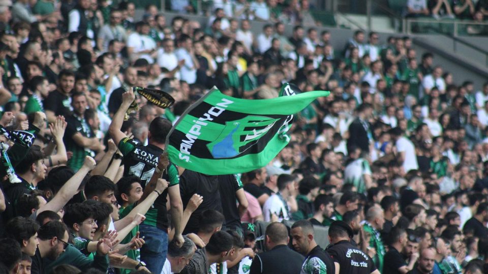 Kocaelispor ve Çorum FK Spor Toto 1. Lig’e yükseldi