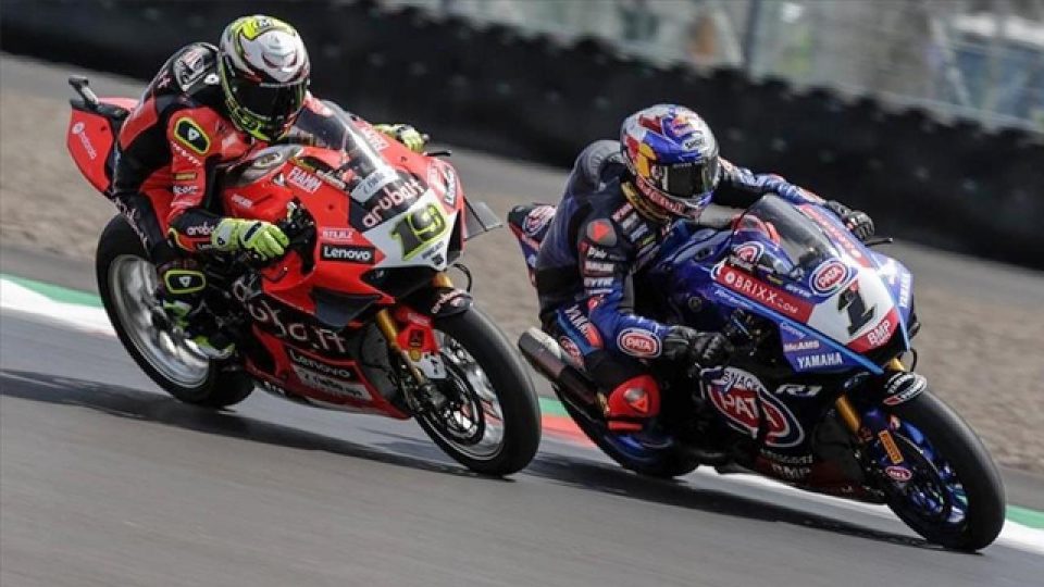 Milli motosikletçiler hafta sonu İspanya’da piste çıkacak