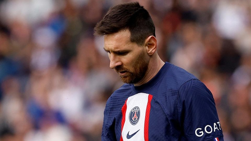 Paris Saint Germain’de Lionel Messi’ye protesto şoku