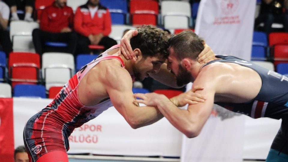 Serbest Güreş Türkiye Şampiyonası’nın ikinci gününde 4 sıklette şampiyonlar belli oldu