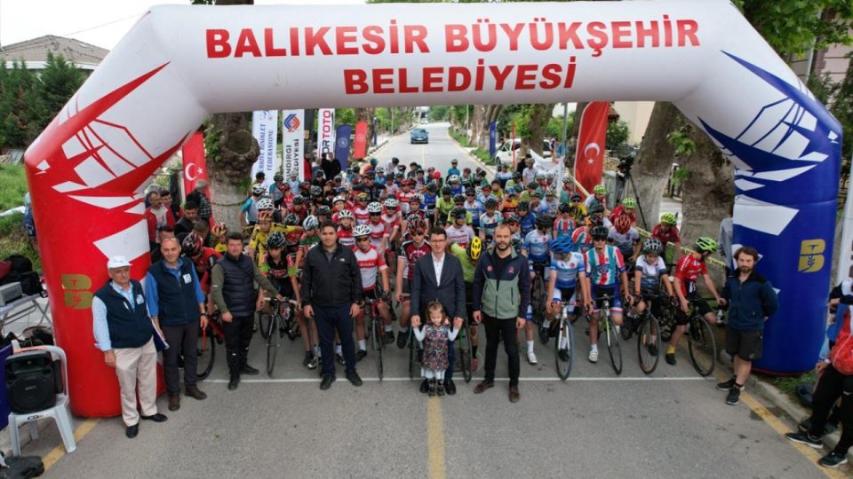 Türkiye Kupası 2. Etap Bisiklet Yarışları Balıkesir’de tamamlandı